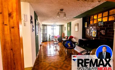 SE VENDE AMPLIO DEPARTAMENTO DUPLEX EN SAN JUAN DE MIRAFLORES