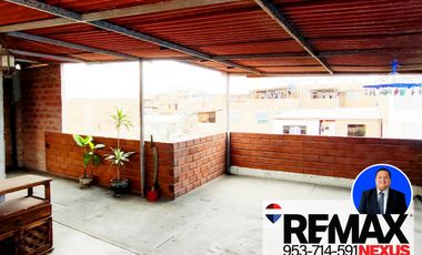 SE VENDE AMPLIO DEPARTAMENTO DUPLEX EN SAN JUAN DE MIRAFLORES