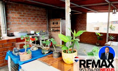 SE VENDE AMPLIO DEPARTAMENTO DUPLEX EN SAN JUAN DE MIRAFLORES