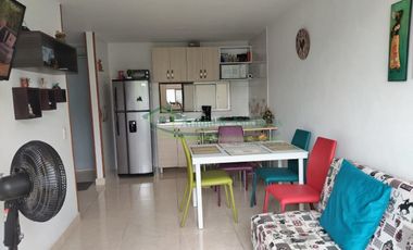 VENDEMOS HERMOSO APARTAMENTO AMOBLADO EN CONDOMINIO.