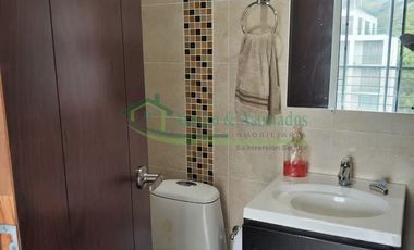 VENDEMOS HERMOSO APARTAMENTO AMOBLADO EN CONDOMINIO.