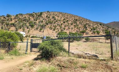 Leon Propiedades vende parcela con casa en sector Las Rosas, Curacaví.