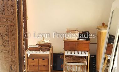 Leon Propiedades vende parcela con casa en sector Las Rosas, Curacaví.