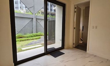 Spacious 3 – Storey Town Villa For Sale In San Fernando, Pampanga