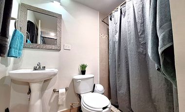 Se Factura - Departamento Amueblado en Fraccionamiento Seguro Cerca de Macroplaza