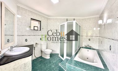 Elegant 5 Bedroom Furnished House with Pool in Maria Luisa for Rent