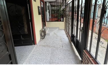 Se vende casa barrio La Colina Piedecuesta Santander