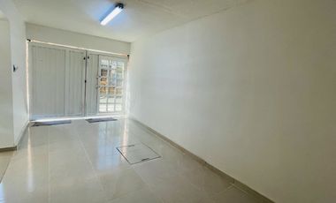 VENTA CASA RECIEN REMODELADA EN CONSTITUCION DE 1917