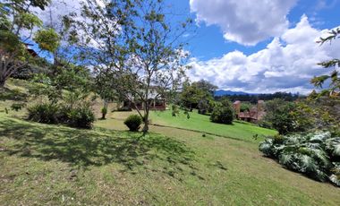 SE VENDE FINCA EN MARINILLA ANTIOQUIA