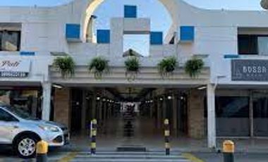 Alquilo local comercial en Centro Comercial PLaza Quil