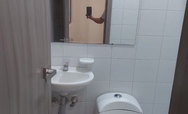 VENDO casa Jockey Club Ciudad Jardín Cali
