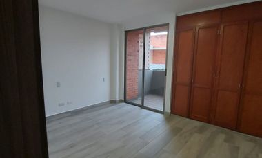 VENDO casa Jockey Club Ciudad Jardín Cali