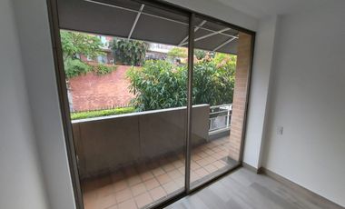 VENDO casa Jockey Club Ciudad Jardín Cali