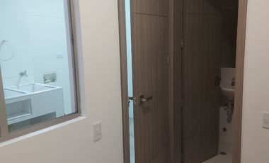 VENDO casa Jockey Club Ciudad Jardín Cali