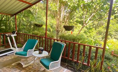 Casa Finca con Río, Vista a Santa Marta en Venta, Via a Minca, Tigrera