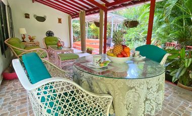 Casa Finca con Río, Vista a Santa Marta en Venta, Via a Minca, Tigrera