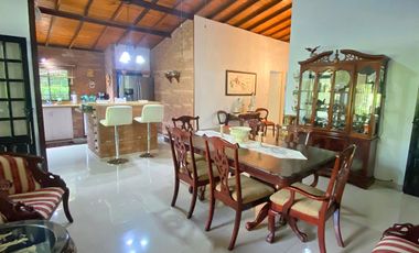 Casa Finca con Río, Vista a Santa Marta en Venta, Via a Minca, Tigrera
