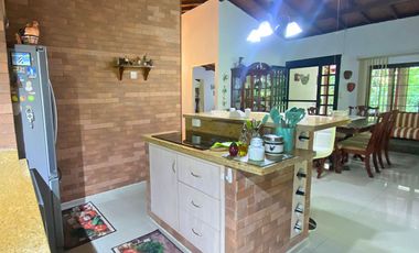 Casa Finca con Río, Vista a Santa Marta en Venta, Via a Minca, Tigrera
