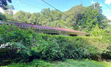 Casa Finca con Río, Vista a Santa Marta en Venta, Via a Minca, Tigrera