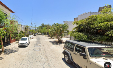 Casa ubicada en Ixtapa, Jalisco, con 3 recamaras y 124m2, Muy cerca de CUCOSTA Centro Universitario de la Costa - UDG.