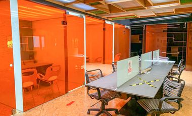 Edificio en venta con local comercial y oficinas