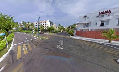 HERMOSA CASA ESTA ESPERANDO POR TI