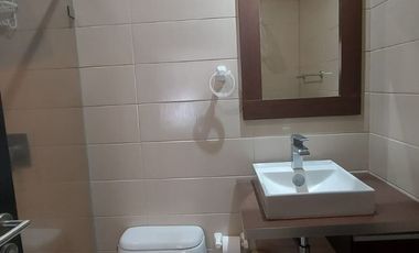 Samborondon, venta de lindo departamento 2 dormitorios con patio