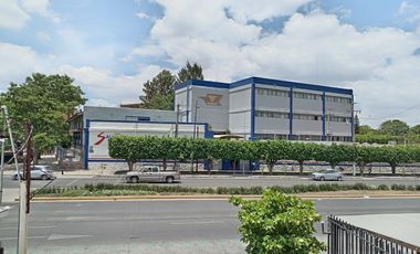 CASA EN VENTA PARA REMODELAR SOBRE AV. REVOLUCIÓN, FRENTE AL COLEGIO ANÁHUAC REVOLUCIÓN.