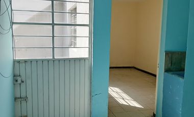 CASA EN VENTA PARA REMODELAR SOBRE AV. REVOLUCIÓN, FRENTE AL COLEGIO ANÁHUAC REVOLUCIÓN.