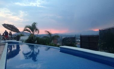 CASA  MODERNA EN VENTA EN FRACCIONAMIENTO TAMOANCHAN, MORELOS
