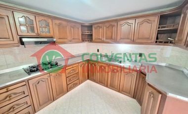 ARRIENDO CASA 200M2 USO COMERCIAL AL LADO DEL ANTIGUO CLUB PROFESIONALES