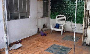 OPORTUNIDAD DE INVERSION CASA MUY CENTRICA A UNOS PASOS DE REFORMA- 8 RECS - USO DE SUELO H5