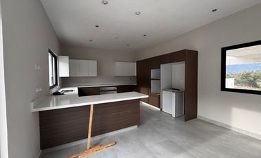 Casa en VENTA, Carretera Nacional