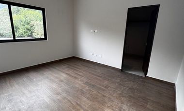 Casa en VENTA, Carretera Nacional
