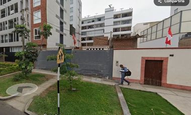 Venta De Terreno En Miraflores Calle Piura