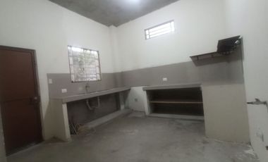CASA EN RENTA CON GARAJE SUR DE MACHALA
