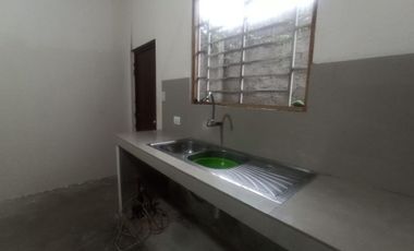 CASA EN RENTA CON GARAJE SUR DE MACHALA