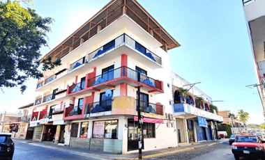 Edificio comercial en venta, en el Centro del Pitillal, Puerto Vallarta