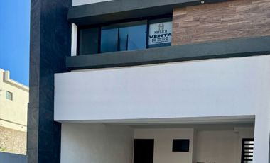 Casa en venta fraccionamiento Bosque Real $6,600,000.