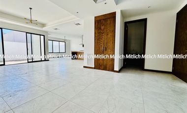 Casa en venta fraccionamiento Bosque Real $6,600,000.