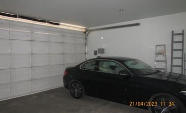 CASA DE UN PISO EN ARBOLEDAS DE GUADALUPE, SECCION FUENTES, CON  AMPLIO JARDIN.