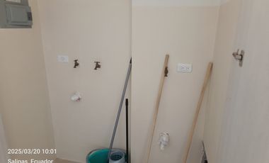 VENDO DEPARTAMENTO EN EDIFICIO  CAMBORIU SUITES ,SALINAS, SANTA ELENA