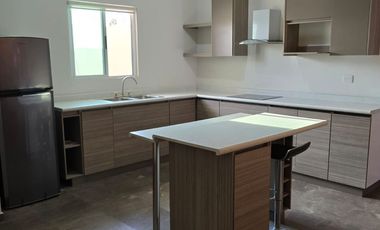 DEPARTAMENTO EN RENTA EN RAMOS ARIZPE COMPLETAMENTE AMUEBLADO Y EQUIPADO