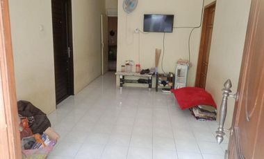 Rumah 1,5 Lantai Gkb Manyar Gresik