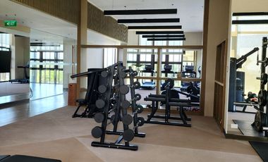 1 BR CONDO SHERATON RESIDENCE MACTAN CEBU SALE OR RENT