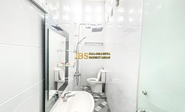 Dijual Villa Baru Siap Huni Lux Komplek Cemara Asri  Jl. Pisang
