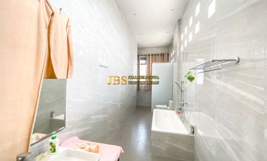 Dijual Villa Baru Siap Huni Lux Komplek Cemara Asri  Jl. Pisang