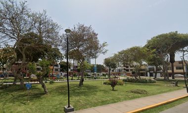 VENDO COMO TERRENO FRENTE A PARQUE – URB. MARANGA – SAN MIGUEL
