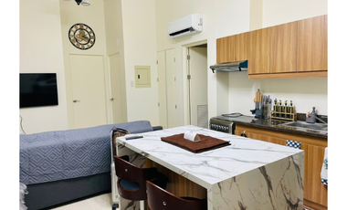 Fully-furnished, Penthouse, FREE WIFI, 2BR Condo 4 Rent in Mandaluyong near Makati & Ortigas CBD