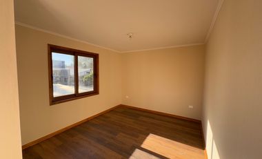 Casas 5D 3B patio a 2 cuadras de hospital regional Ñuble Chillán Viejo